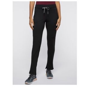 Jaanuu women’s cargo scrub